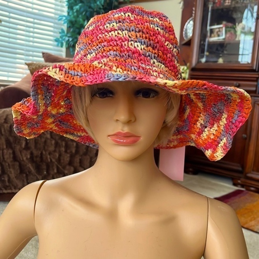 Brand New Juicy Couture Colorful Packable Floppy Straw Hat Bendable Rim